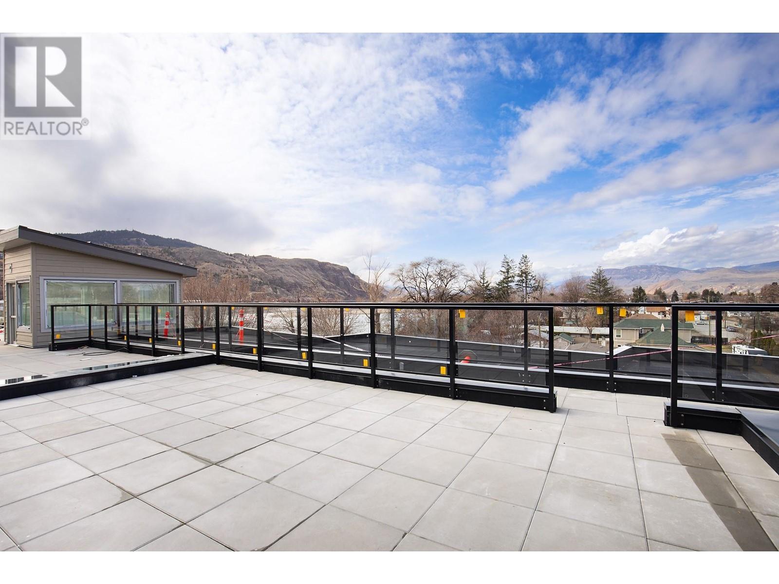 215 ROYAL Avenue Unit# 402, Kamloops, British Columbia