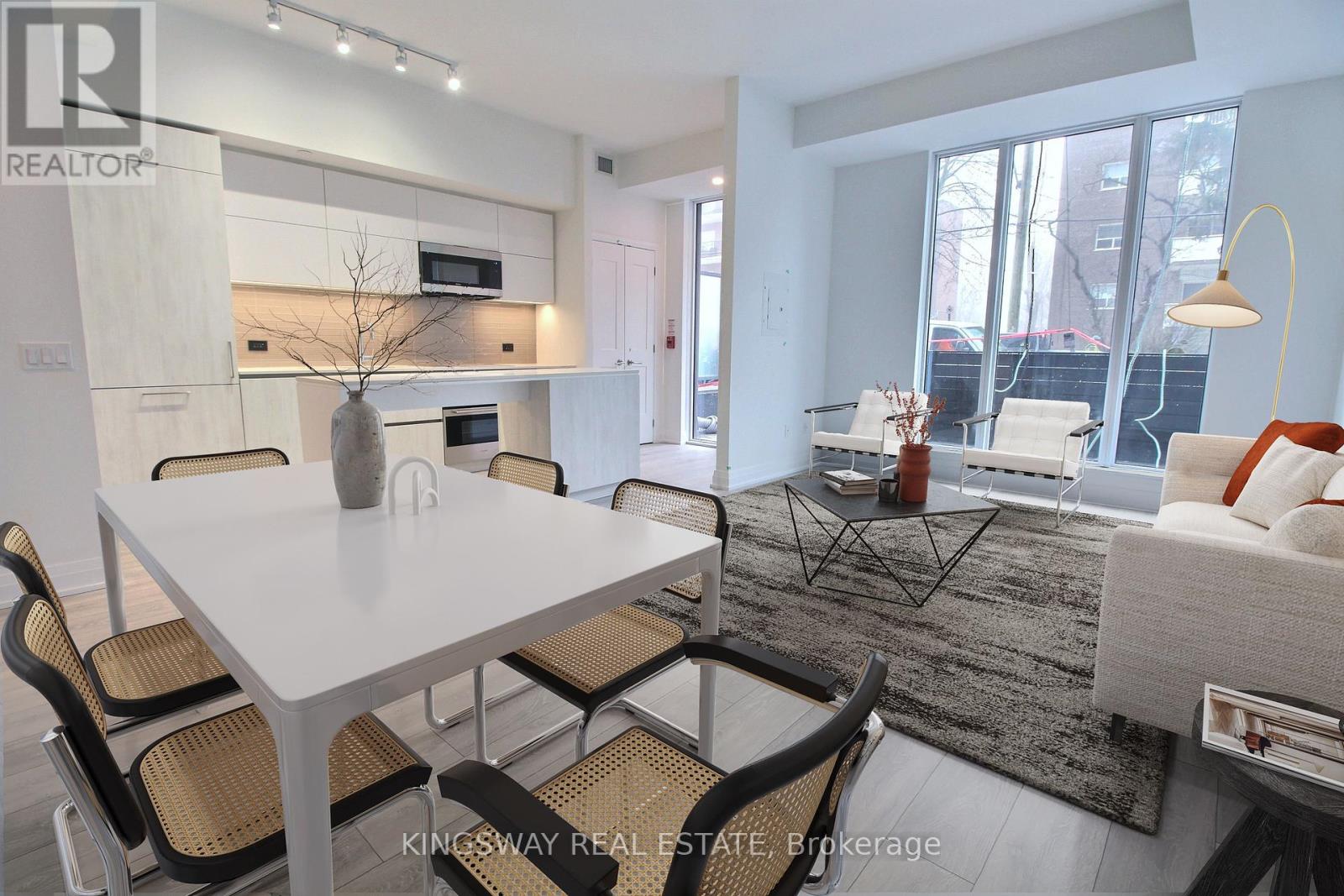 Property at TH2 - 21 PARK STREET E image 5