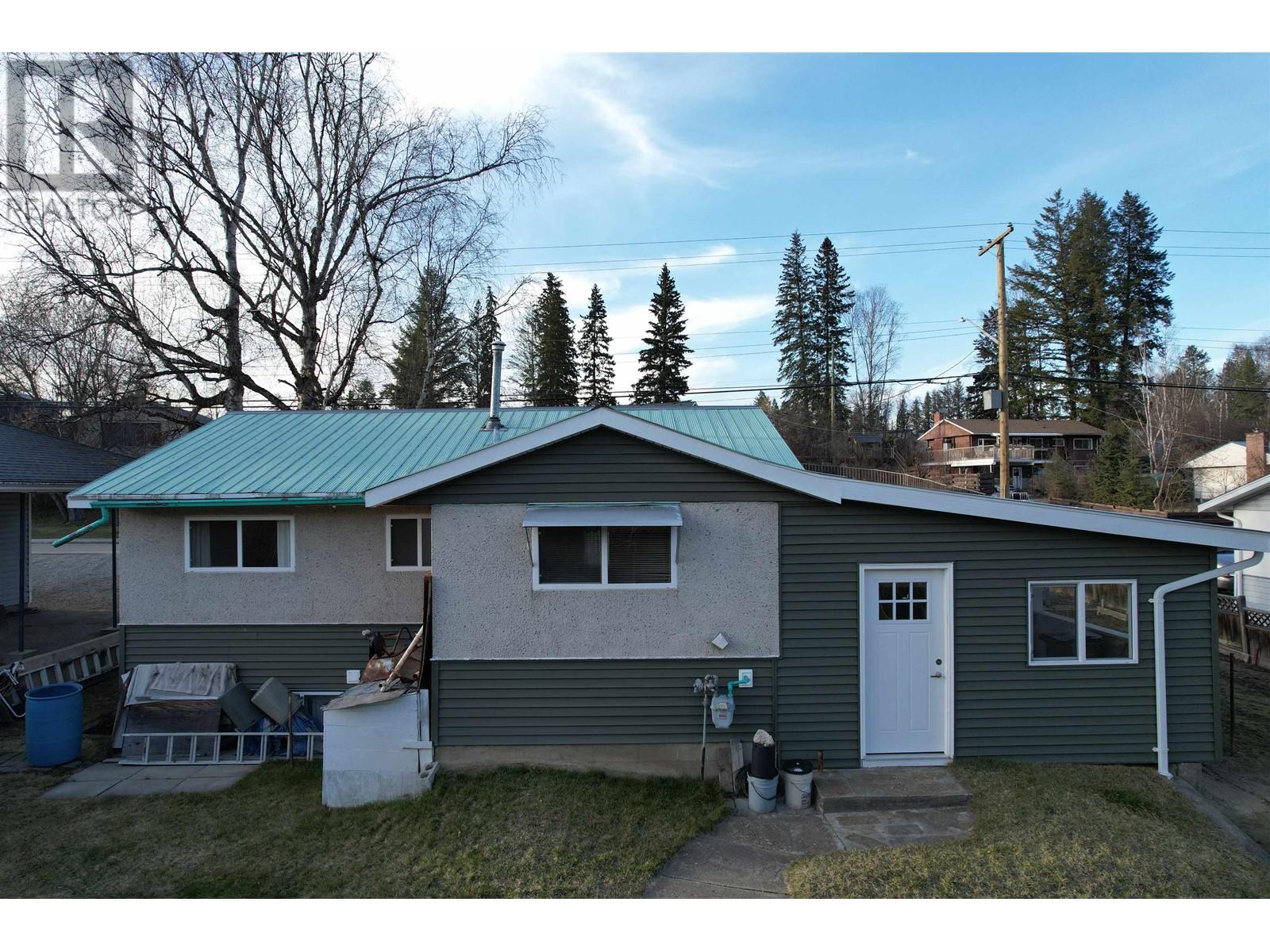 Property at 1248 JOHNSTON AVENUE image 2
