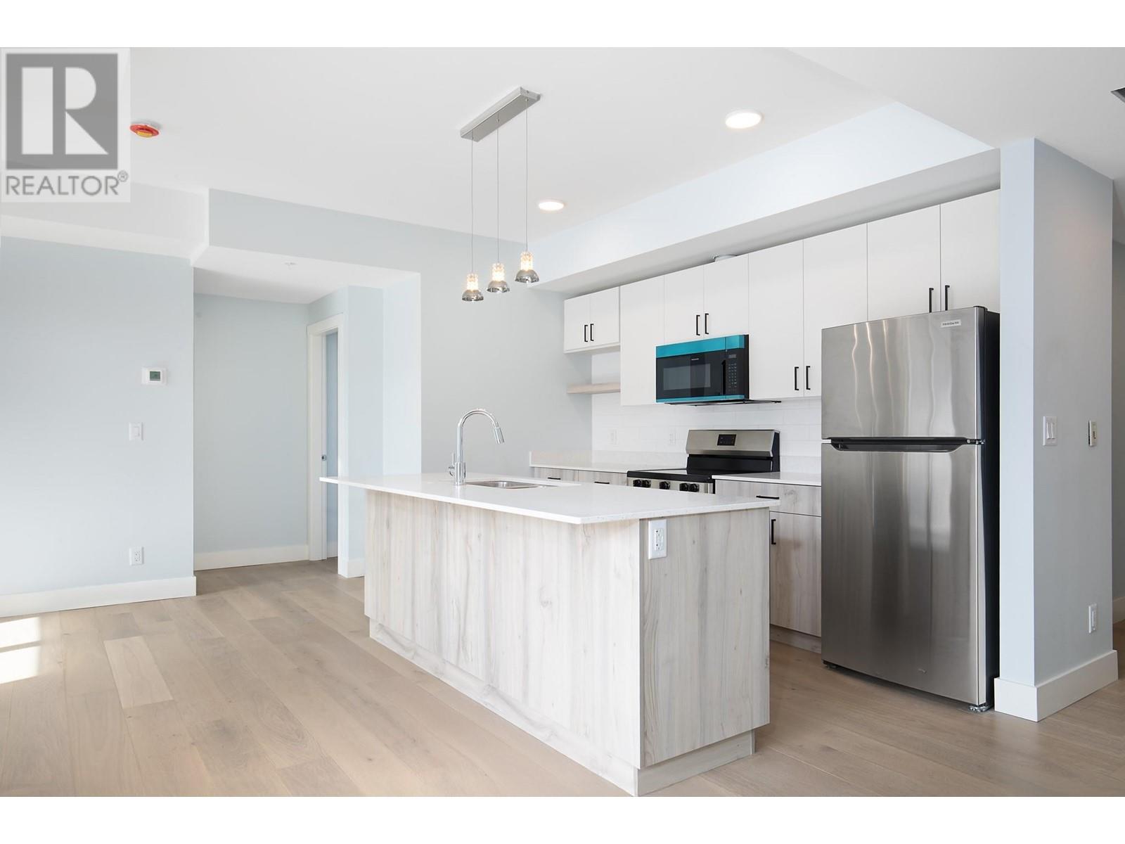 Property at 215 ROYAL Avenue Unit# 305 image 5