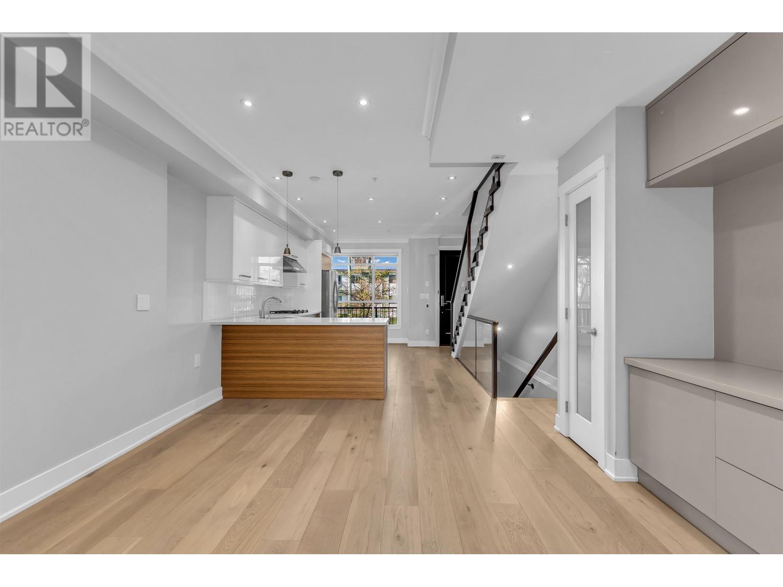 1956 W 5th Avenue, Vancouver, British Columbia  V6J 1P7 - Photo 24 - R2984903