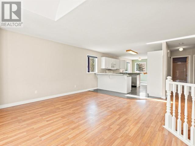 Property at 66 TIGEREYE CRESCENT image 3