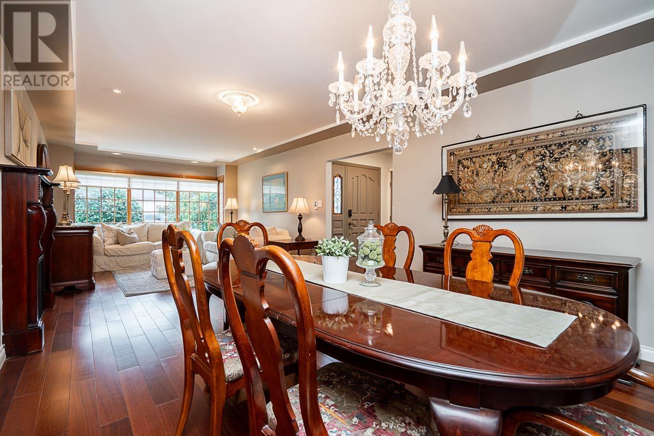 971 Caithness Crescent, Port Moody, British Columbia  V3H 1C7 - Photo 5 - R2986076