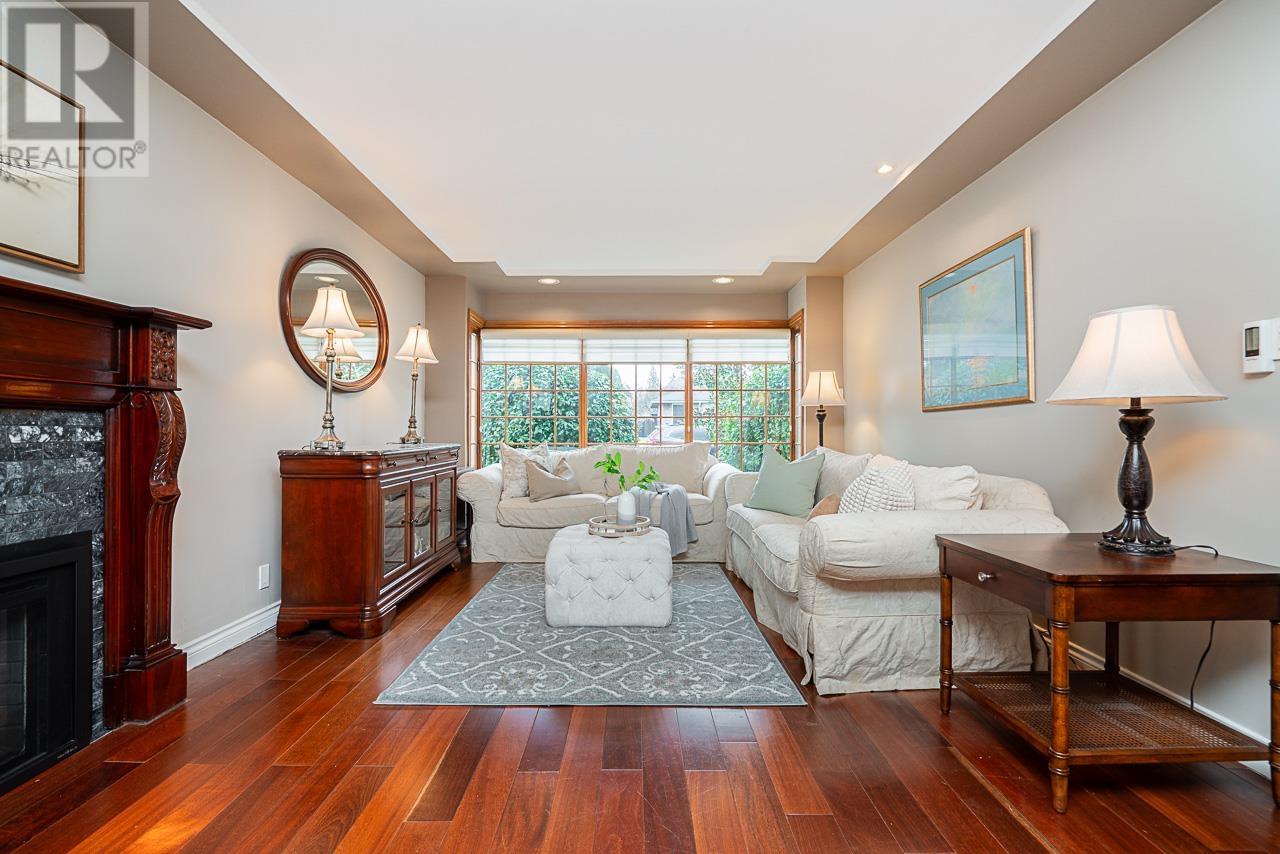 971 Caithness Crescent, Port Moody, British Columbia  V3H 1C7 - Photo 3 - R2986076