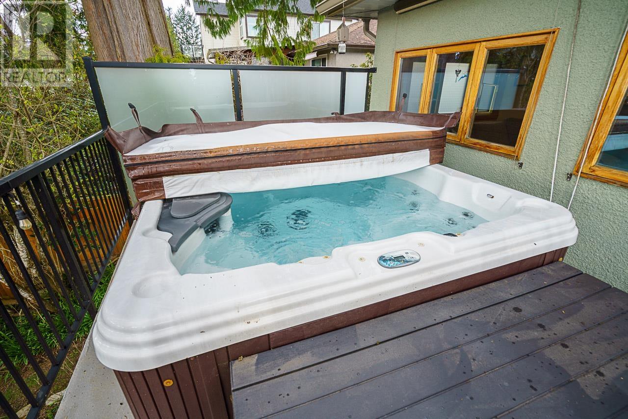 971 Caithness Crescent, Port Moody, British Columbia  V3H 1C7 - Photo 30 - R2986076