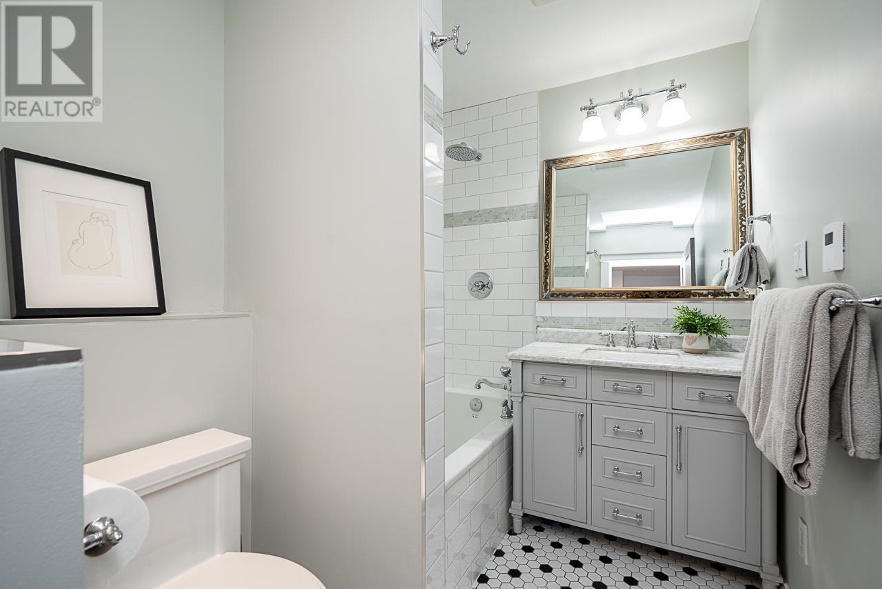 971 Caithness Crescent, Port Moody, British Columbia  V3H 1C7 - Photo 17 - R2986076