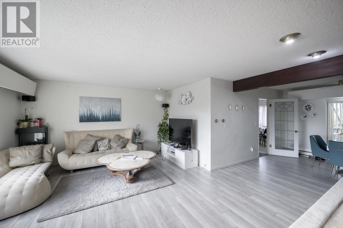 753 E 55th Avenue, Vancouver, British Columbia  V5X 1N8 - Photo 14 - R2985345