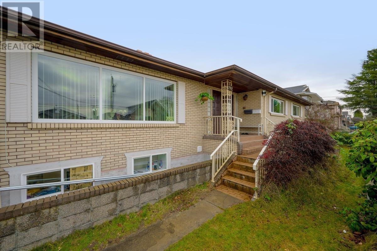 753 E 55th Avenue, Vancouver, British Columbia  V5X 1N8 - Photo 16 - R2985345