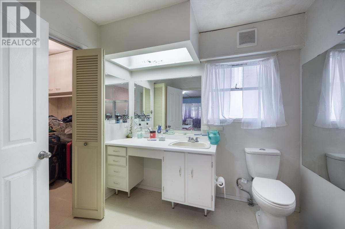 753 E 55th Avenue, Vancouver, British Columbia  V5X 1N8 - Photo 30 - R2985345