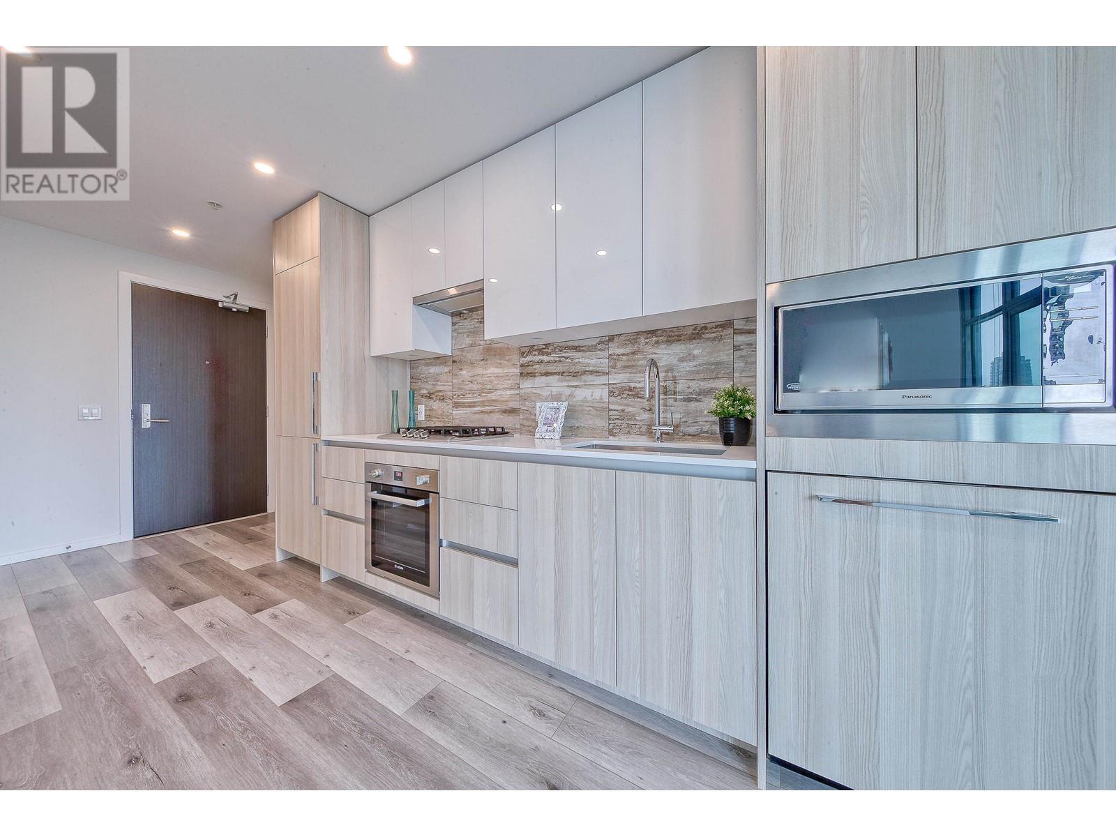 703 1888 Gilmore Avenue, Burnaby, British Columbia  V5C 0L2 - Photo 10 - R2976331