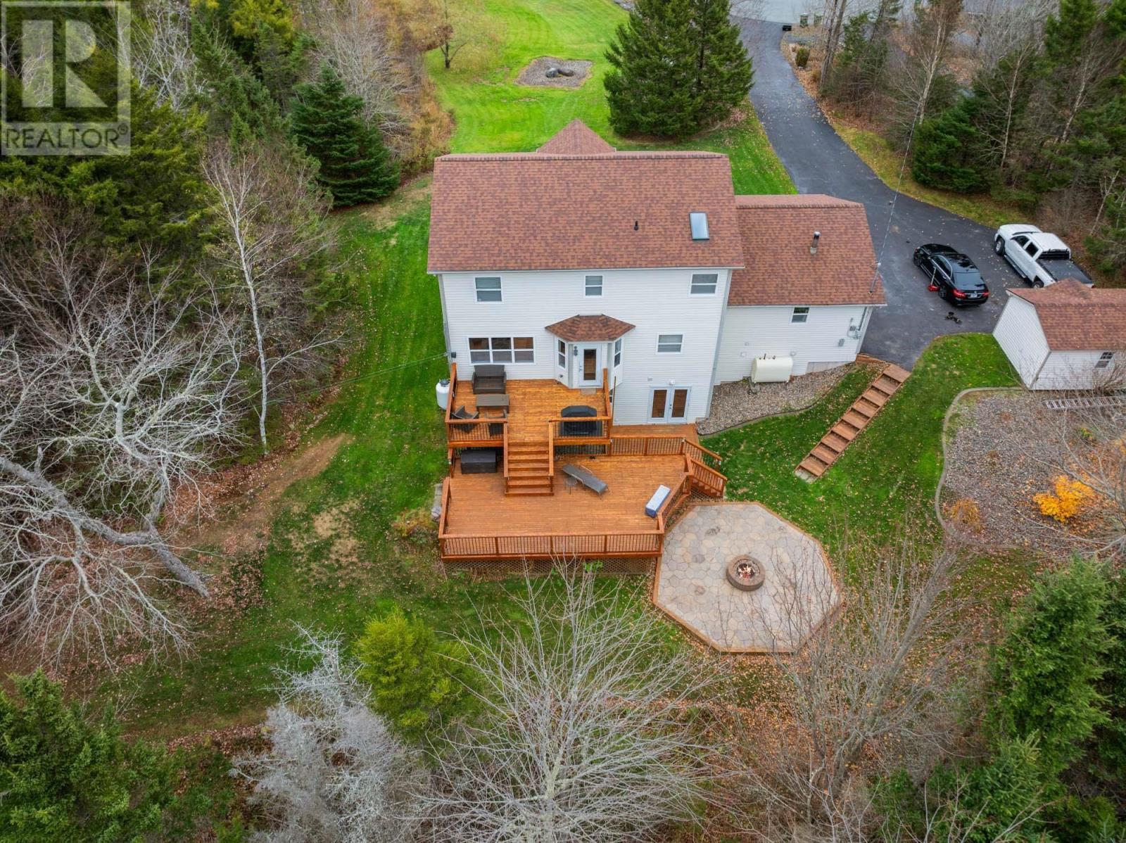 Property at 149 Canongate Drive image 3