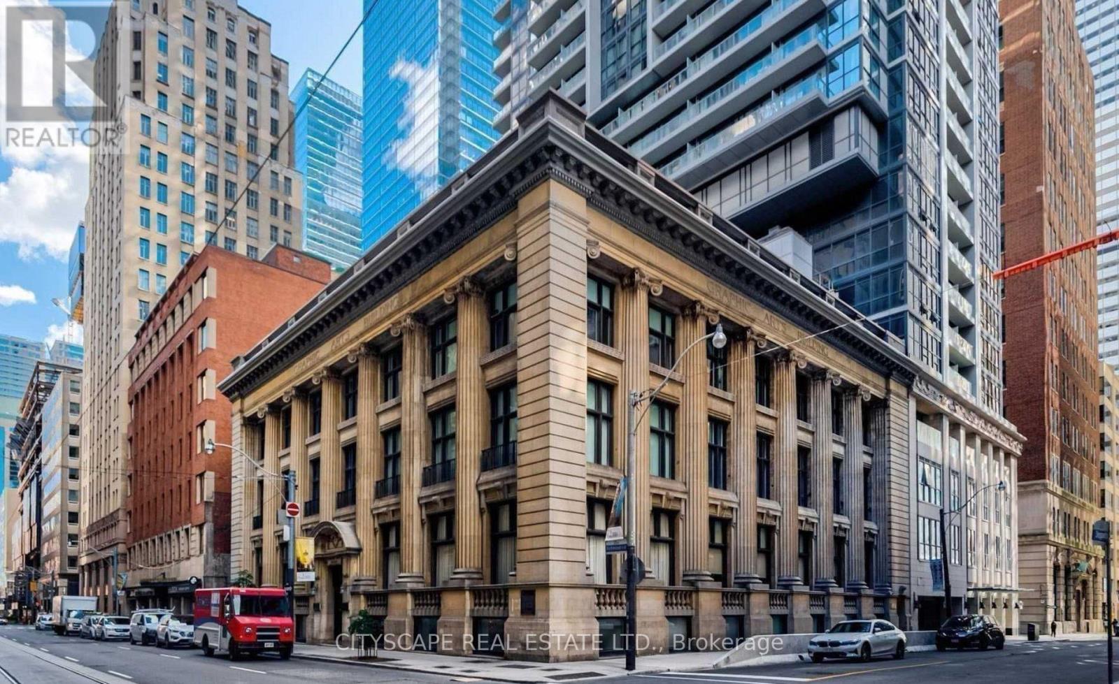 401 - 73 Richmond Street W, Toronto, Ontario  M5H 4E8 - Photo 1 - C12063611
