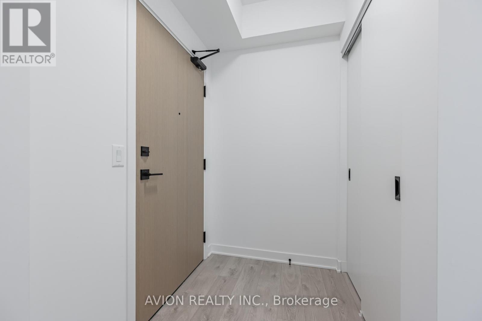 3008 - 36 Zorra St Street, Toronto, Ontario  M8G 0Z5 - Photo 9 - W12063949