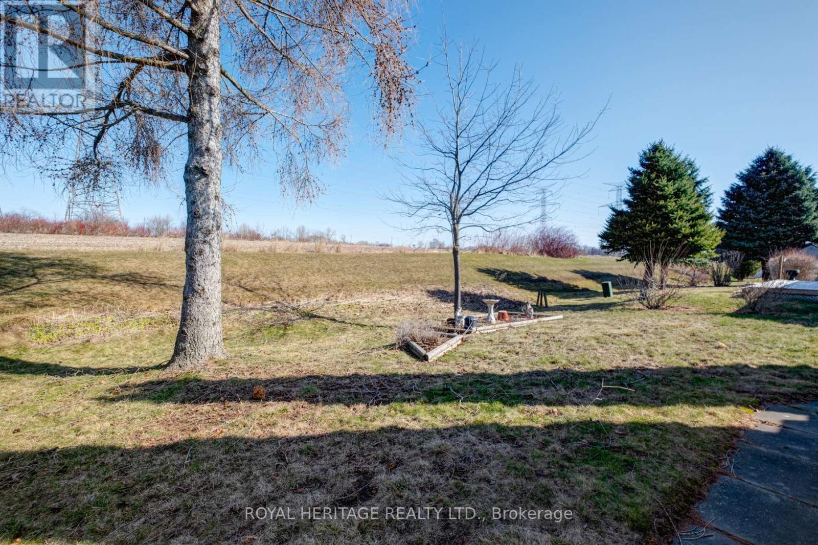 46 Wilmot Trail, Clarington, Ontario  L1B 1B8 - Photo 6 - E12063979