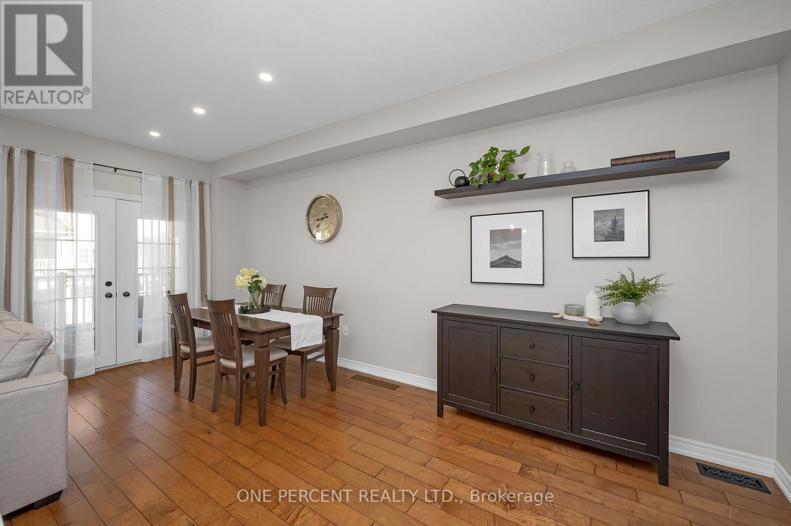 21 - 54 Nisbet Boulevard, Hamilton, Ontario  L8B 0Y3 - Photo 6 - X12063964