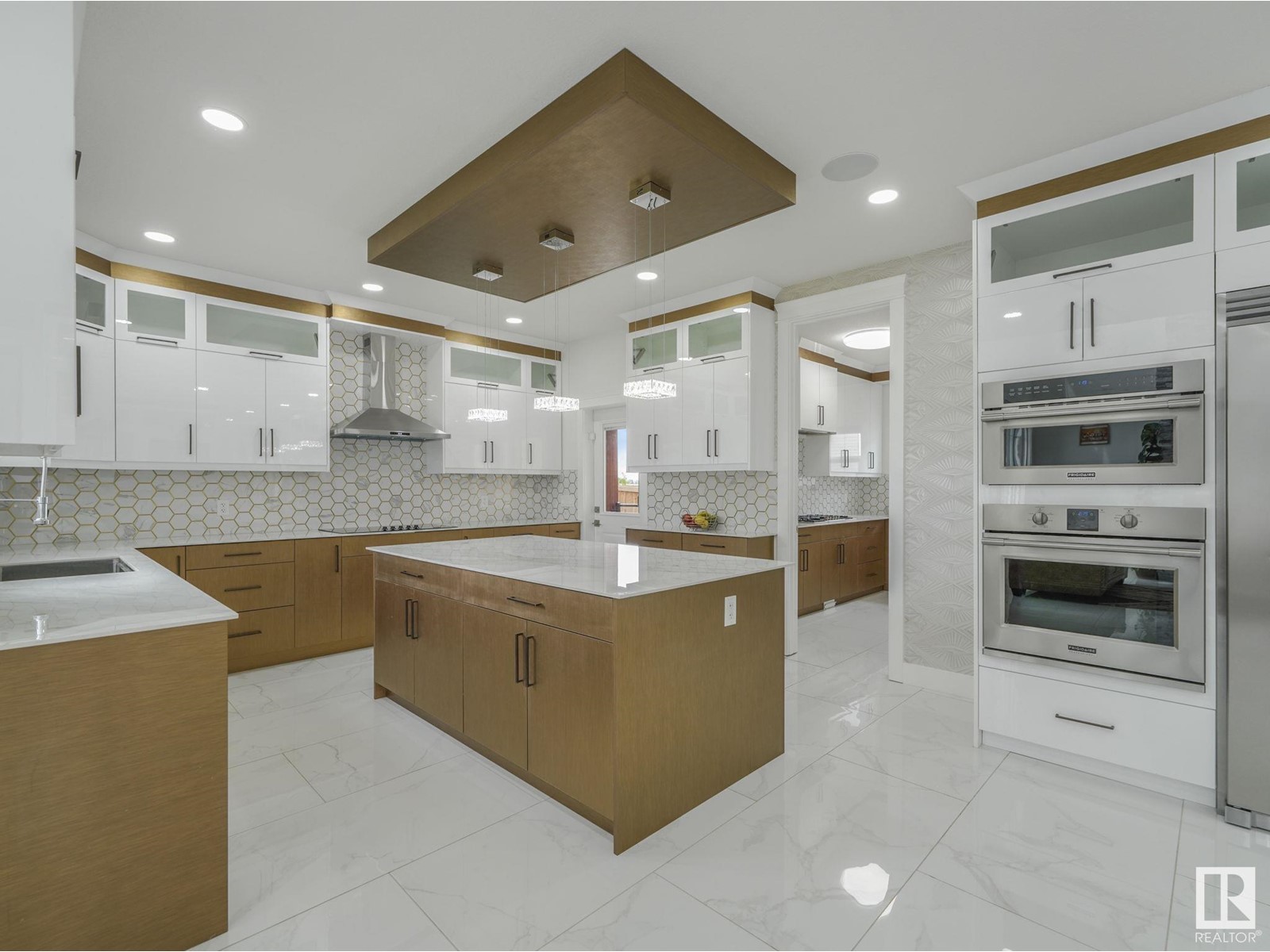 Property at 3101 PELERIN CR image 4