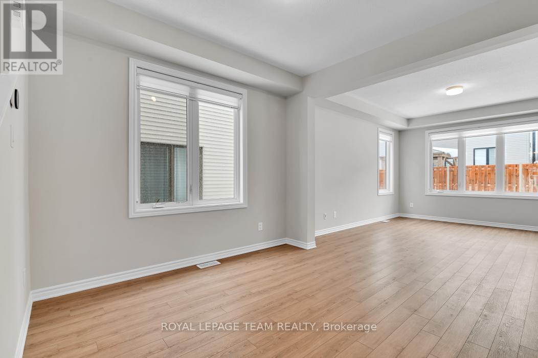 Property at 531 RYE GRASS WAY image 5
