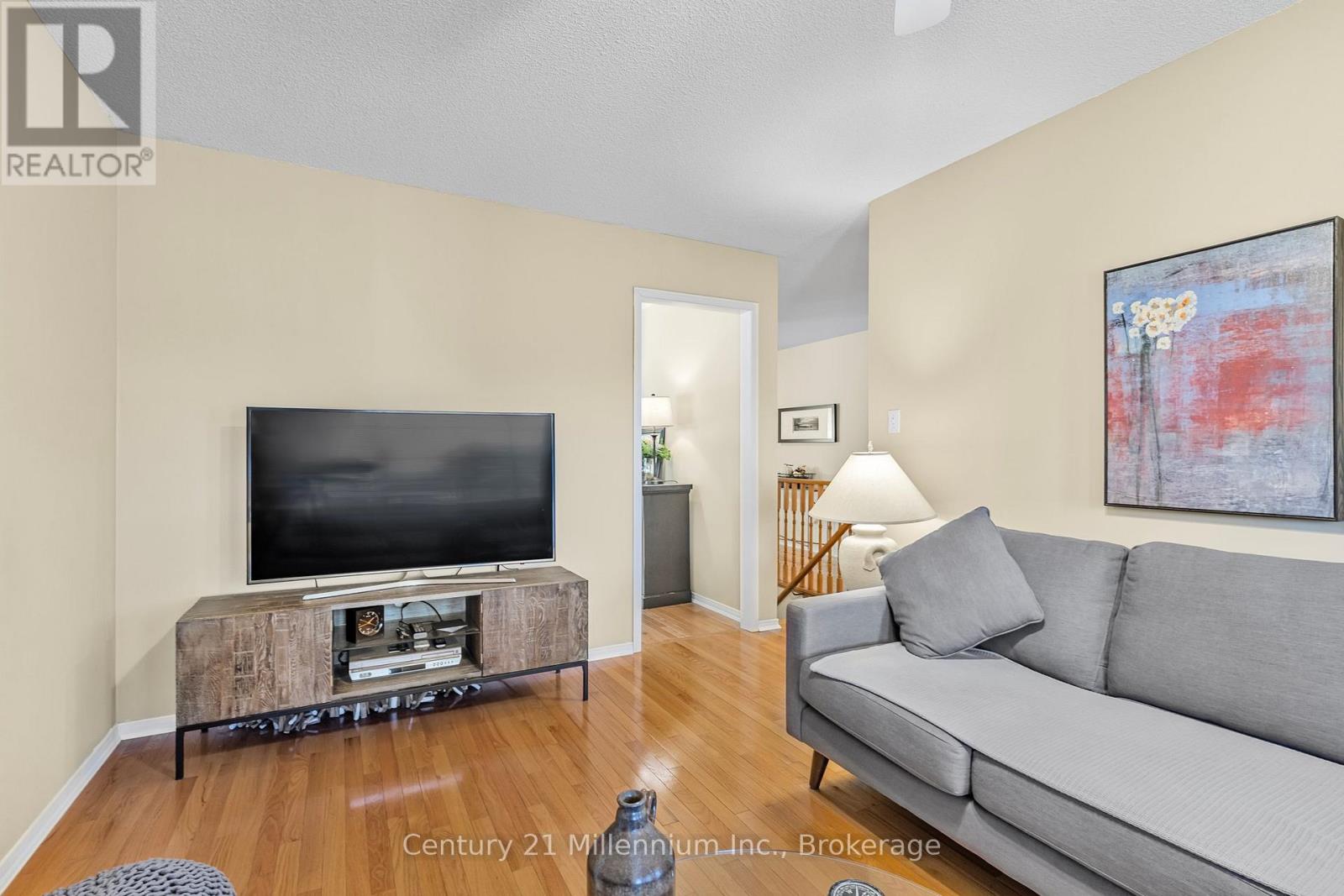 360 Cundles Road W, Barrie, Ontario  L4N 7C8 - Photo 10 - S12064031