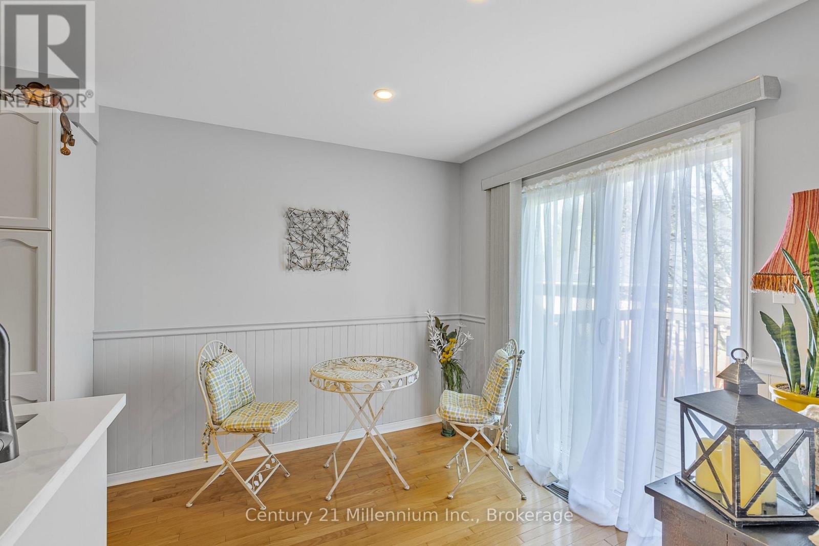 360 Cundles Road W, Barrie, Ontario  L4N 7C8 - Photo 12 - S12064031