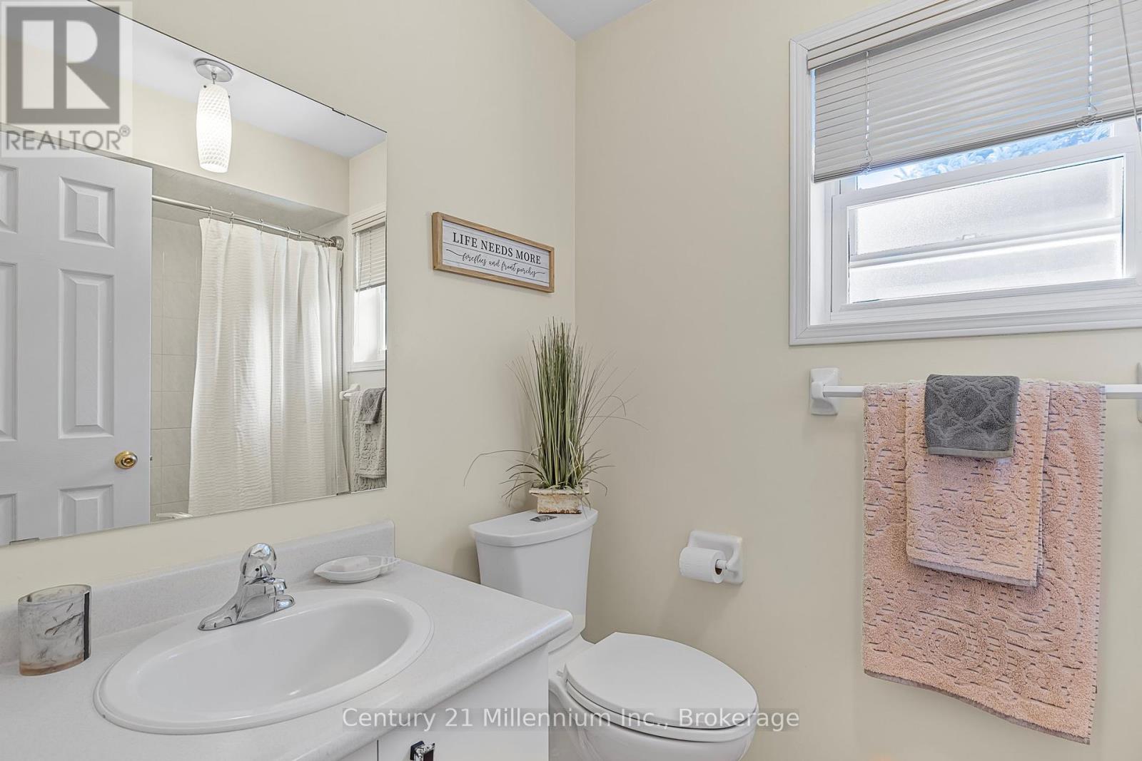 360 Cundles Road W, Barrie, Ontario  L4N 7C8 - Photo 19 - S12064031