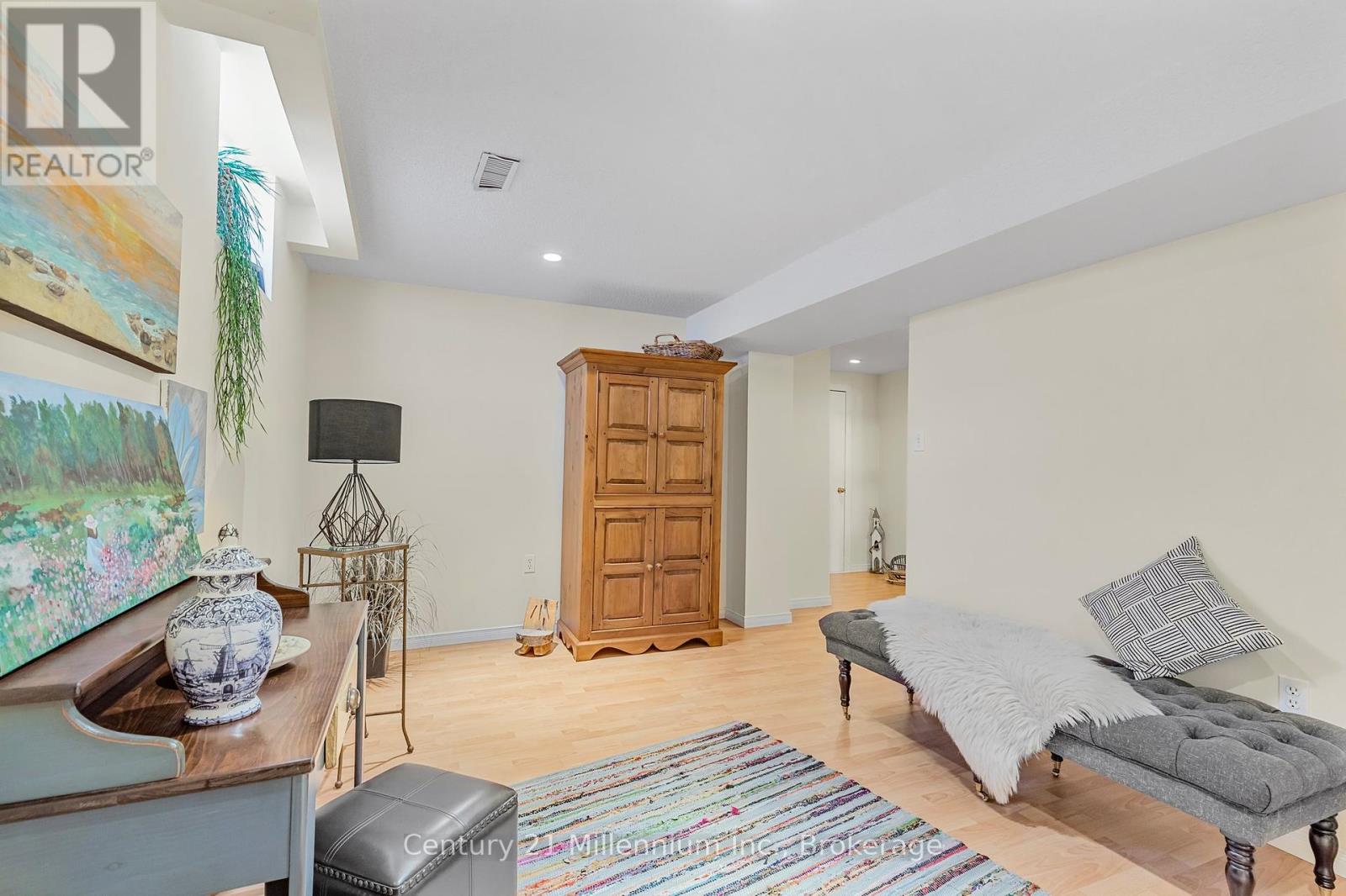 360 Cundles Road W, Barrie, Ontario  L4N 7C8 - Photo 28 - S12064031