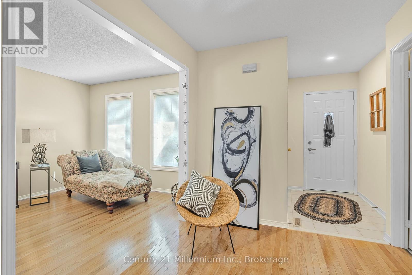 360 Cundles Road W, Barrie, Ontario  L4N 7C8 - Photo 6 - S12064031