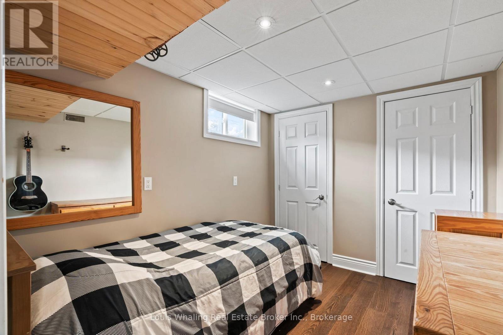 522 7th Street, Hanover, Ontario  N4N 1H7 - Photo 18 - X12064042
