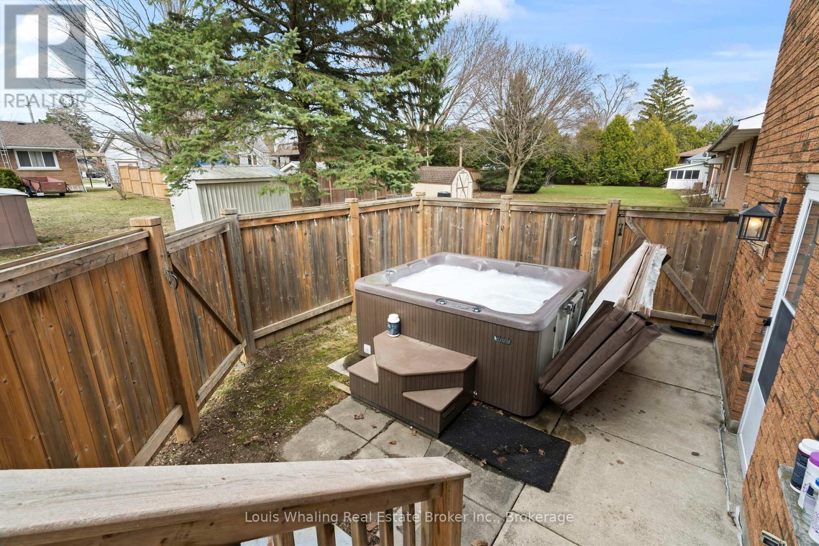 522 7th Street, Hanover, Ontario  N4N 1H7 - Photo 22 - X12064042