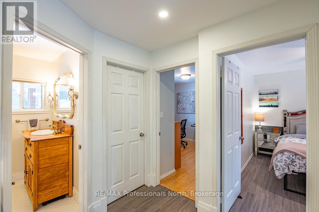 7 Candace Street, Minden Hills, Ontario  K0M 2K0 - Photo 25 - X12057517