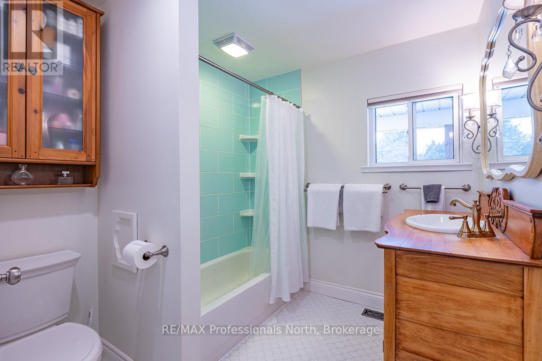 7 Candace Street, Minden Hills, Ontario  K0M 2K0 - Photo 26 - X12057517