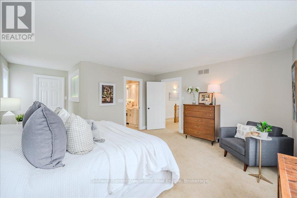 28 Valleyridge Trail, Guelph, Ontario  N1G 4B3 - Photo 23 - X12003785