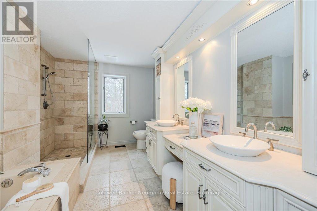 28 Valleyridge Trail, Guelph, Ontario  N1G 4B3 - Photo 24 - X12003785