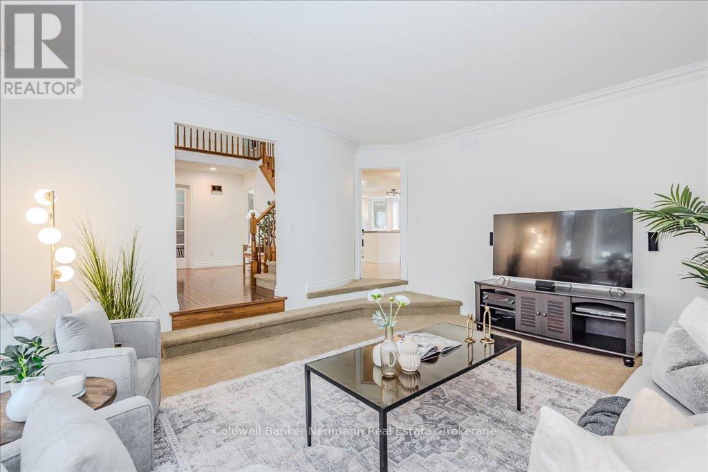 28 Valleyridge Trail, Guelph, Ontario  N1G 4B3 - Photo 9 - X12003785