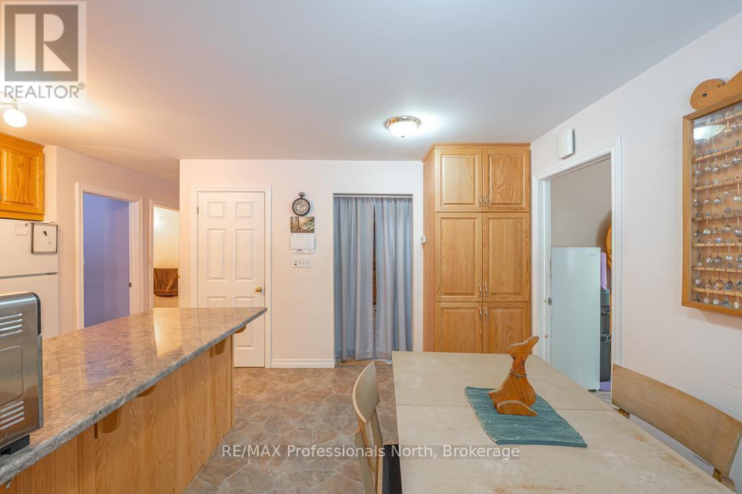 1020 Renaissance Street, Minden Hills, Ontario  K0M 2K0 - Photo 11 - X12059448