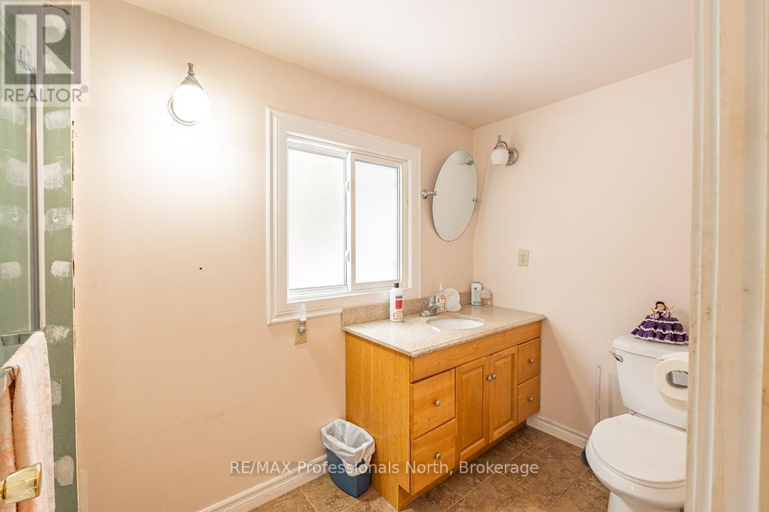 1020 Renaissance Street, Minden Hills, Ontario  K0M 2K0 - Photo 24 - X12059448
