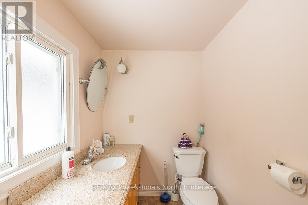 1020 Renaissance Street, Minden Hills, Ontario  K0M 2K0 - Photo 25 - X12059448