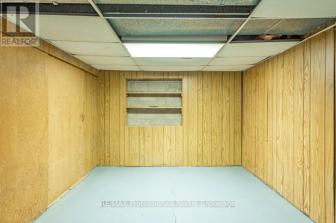 1020 Renaissance Street, Minden Hills, Ontario  K0M 2K0 - Photo 32 - X12059448