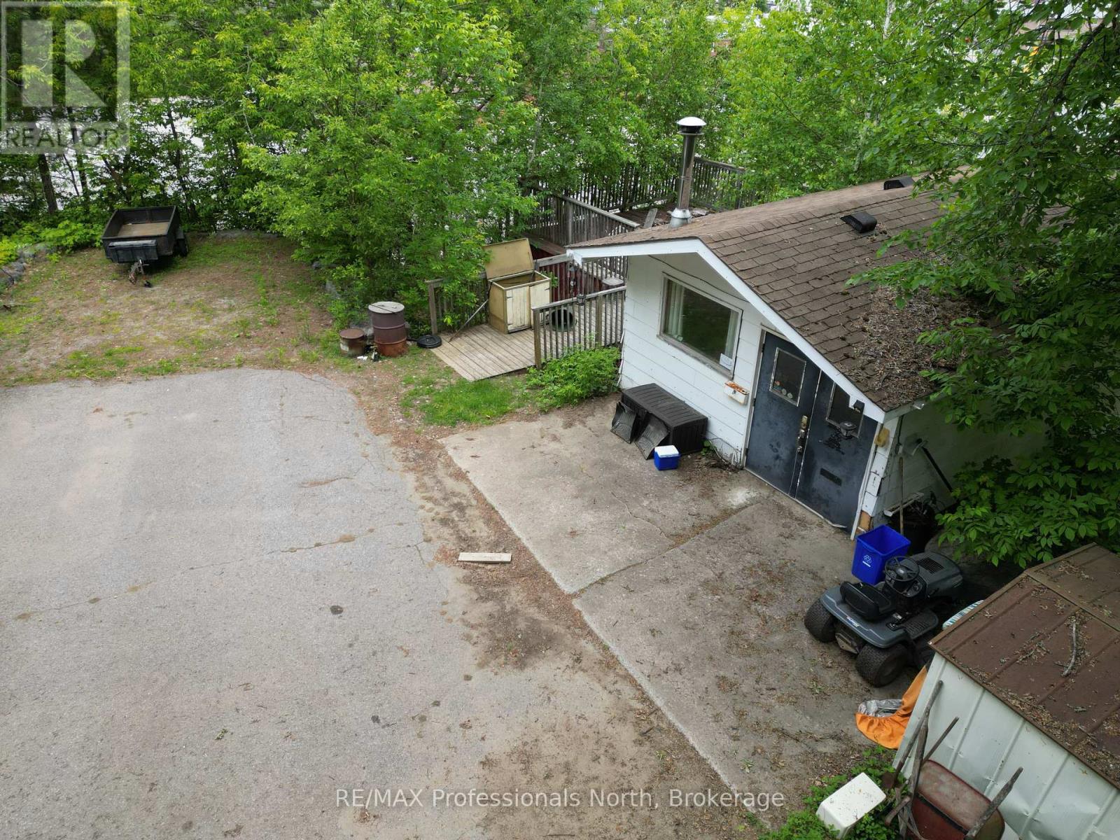1020 Renaissance Street, Minden Hills, Ontario  K0M 2K0 - Photo 40 - X12059448