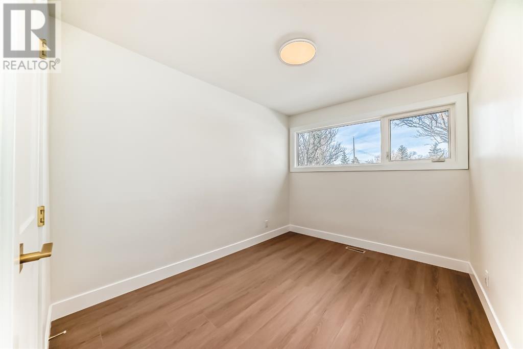 2 Grove Hill Place Sw, Calgary, Alberta  T3E 4G9 - Photo 23 - A2206199