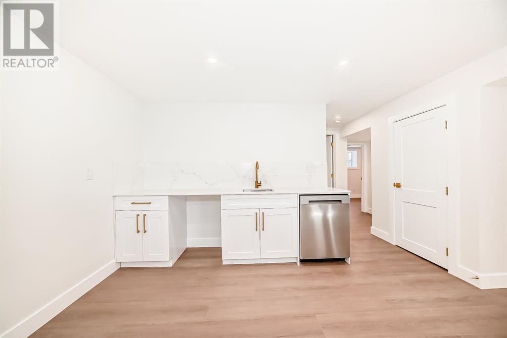 2 Grove Hill Place Sw, Calgary, Alberta  T3E 4G9 - Photo 29 - A2206199