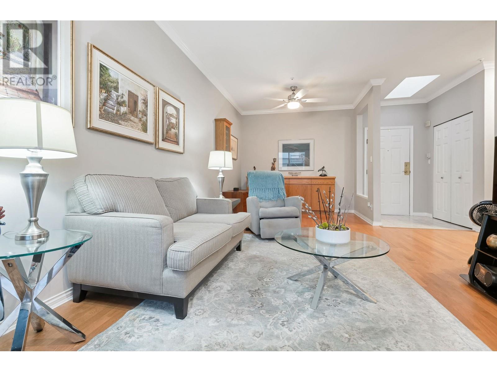 416 3098 Guildford Way, Coquitlam, British Columbia  V3B 7W8 - Photo 6 - R2986494