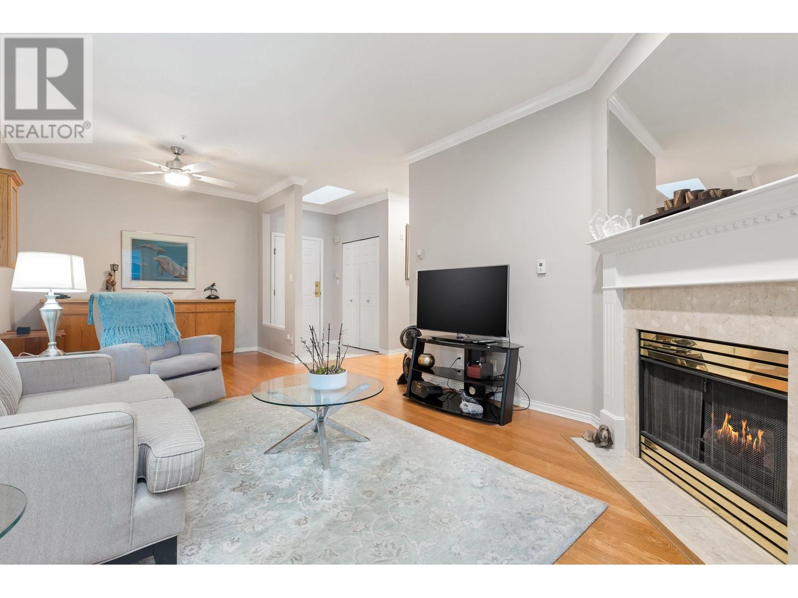416 3098 Guildford Way, Coquitlam, British Columbia  V3B 7W8 - Photo 7 - R2986494