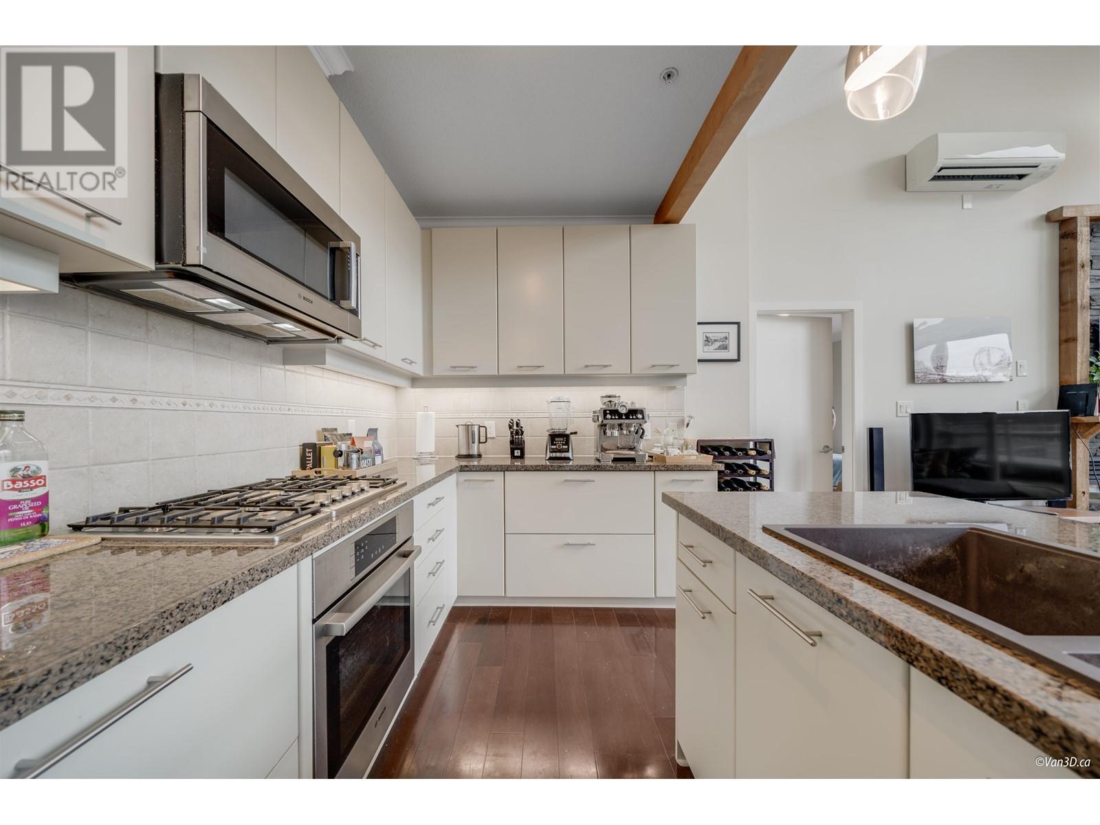 506 530 Raven Woods Drive, North Vancouver, British Columbia  V7G 2T5 - Photo 5 - R2986500