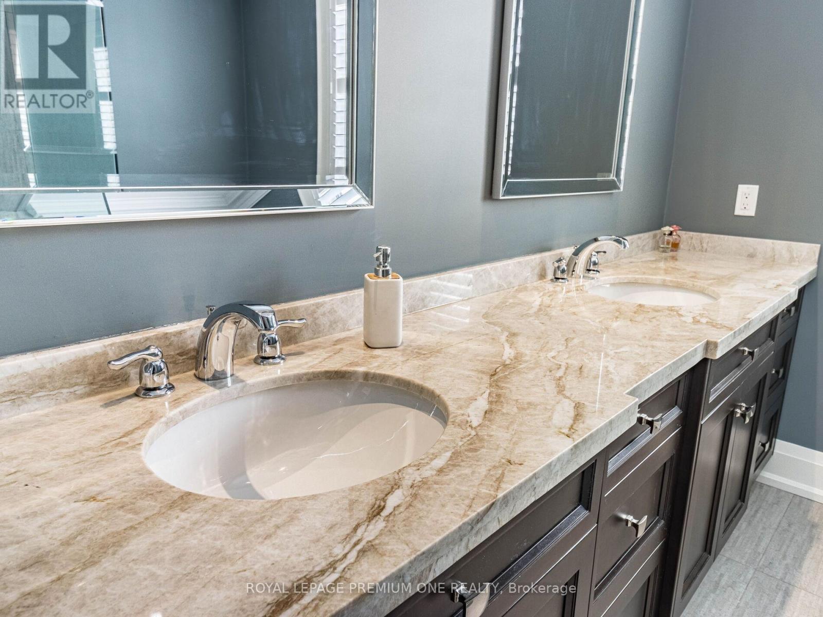 119 Dennison Street, King, Ontario  L7B 1B8 - Photo 23 - N12054001