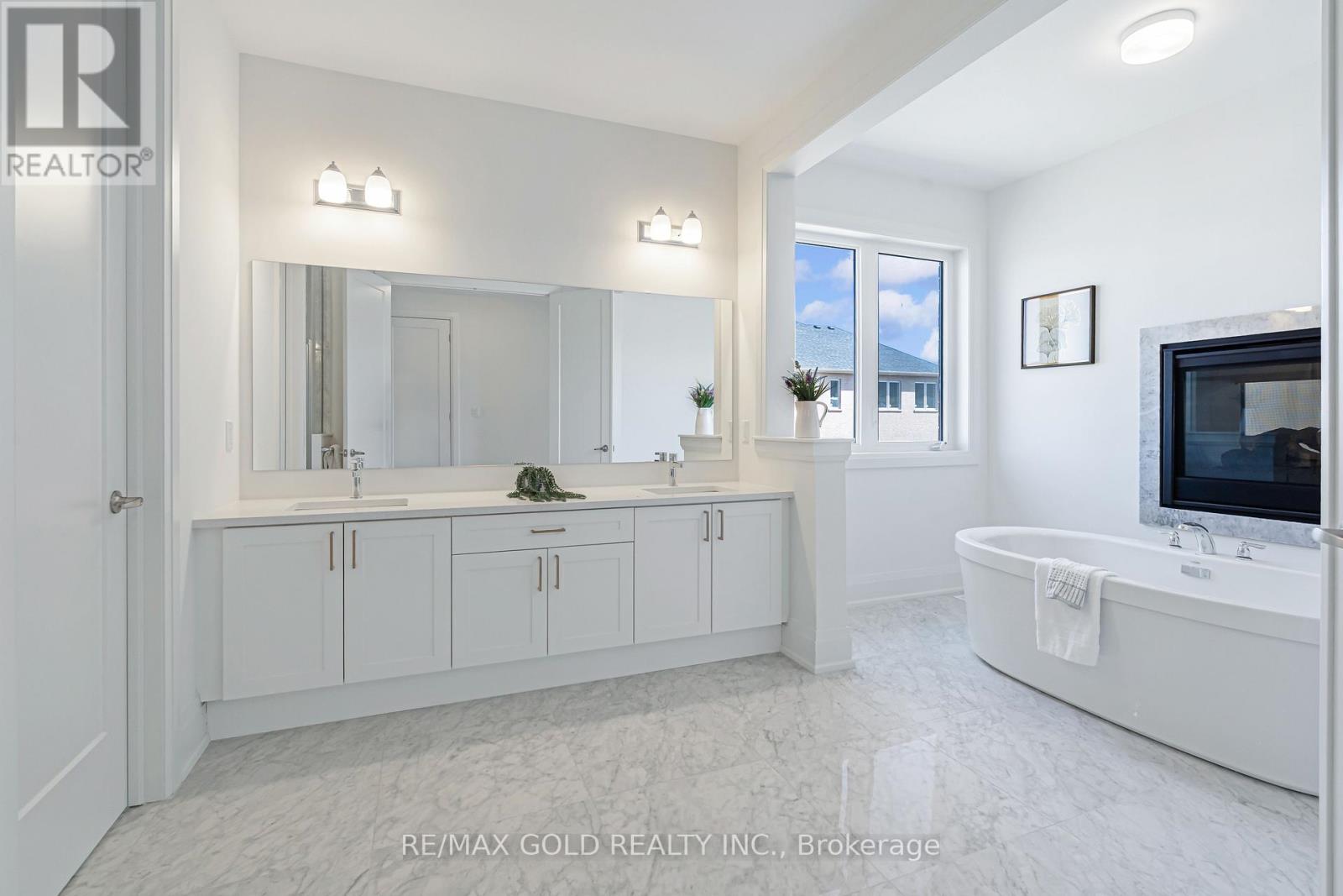 8 Twinleaf Crescent, Adjala-Tosorontio, Ontario  L0G 1W0 - Photo 35 - N12057201