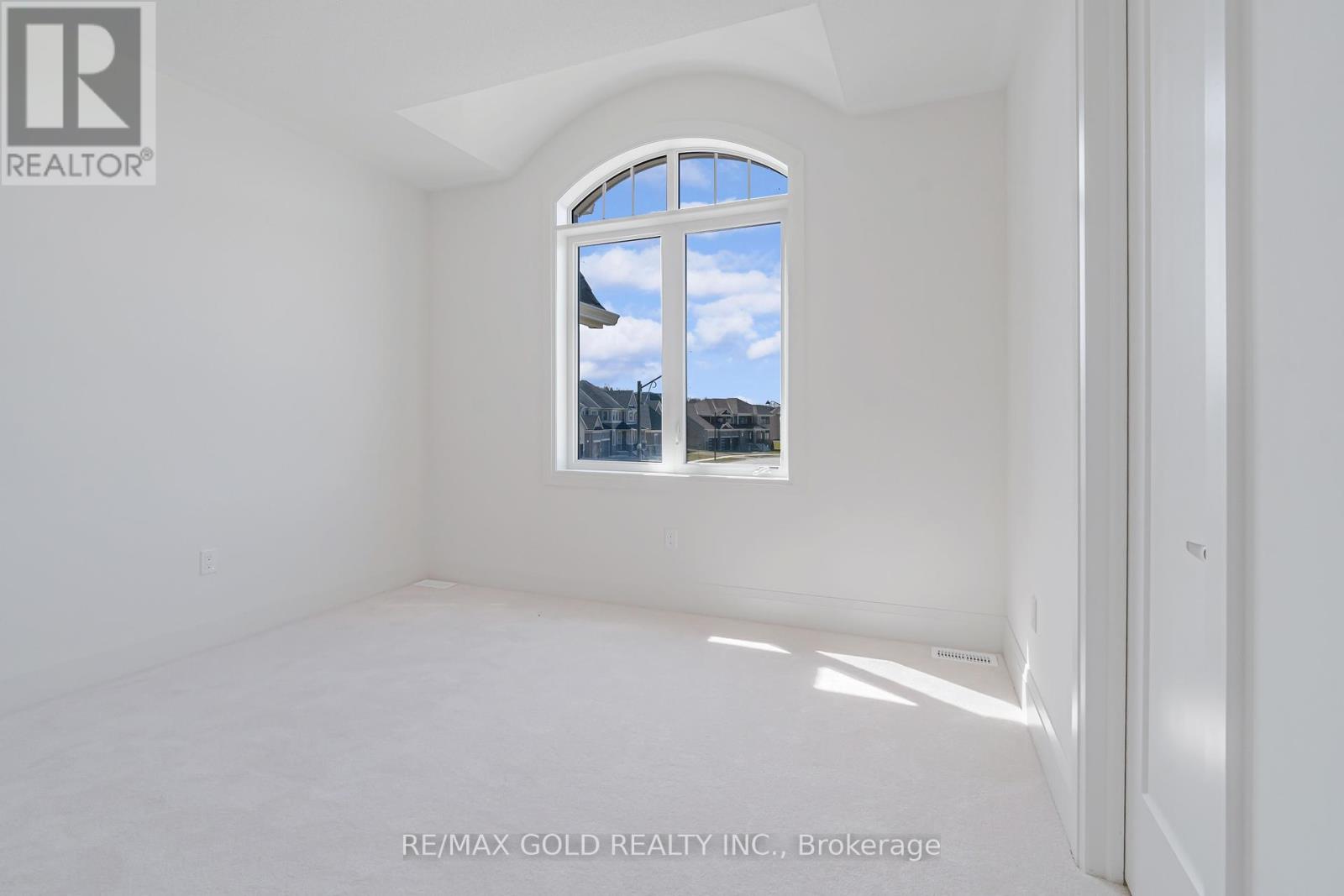 8 Twinleaf Crescent, Adjala-Tosorontio, Ontario  L0G 1W0 - Photo 41 - N12057201