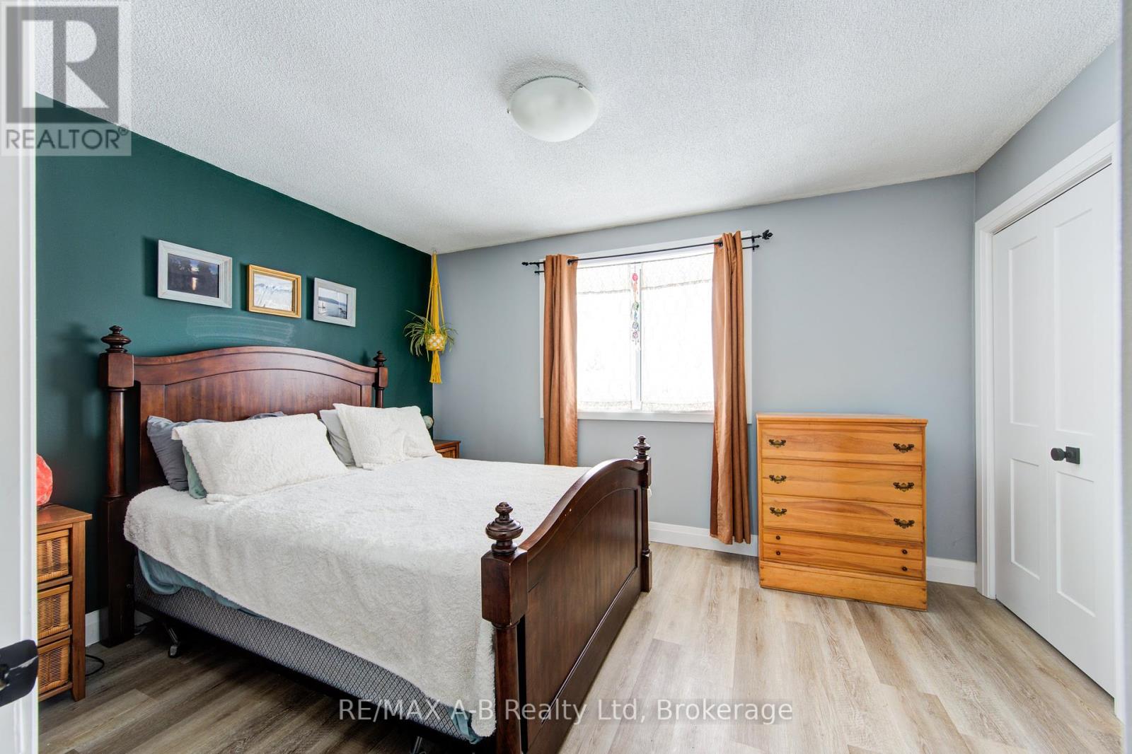 35 Wellington Street, East Zorra-Tavistock, Ontario  N0B 2R0 - Photo 11 - X11940860