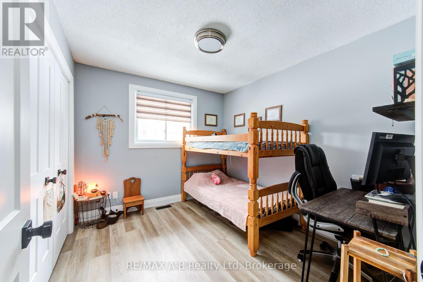 35 Wellington Street, East Zorra-Tavistock, Ontario  N0B 2R0 - Photo 9 - X11940860