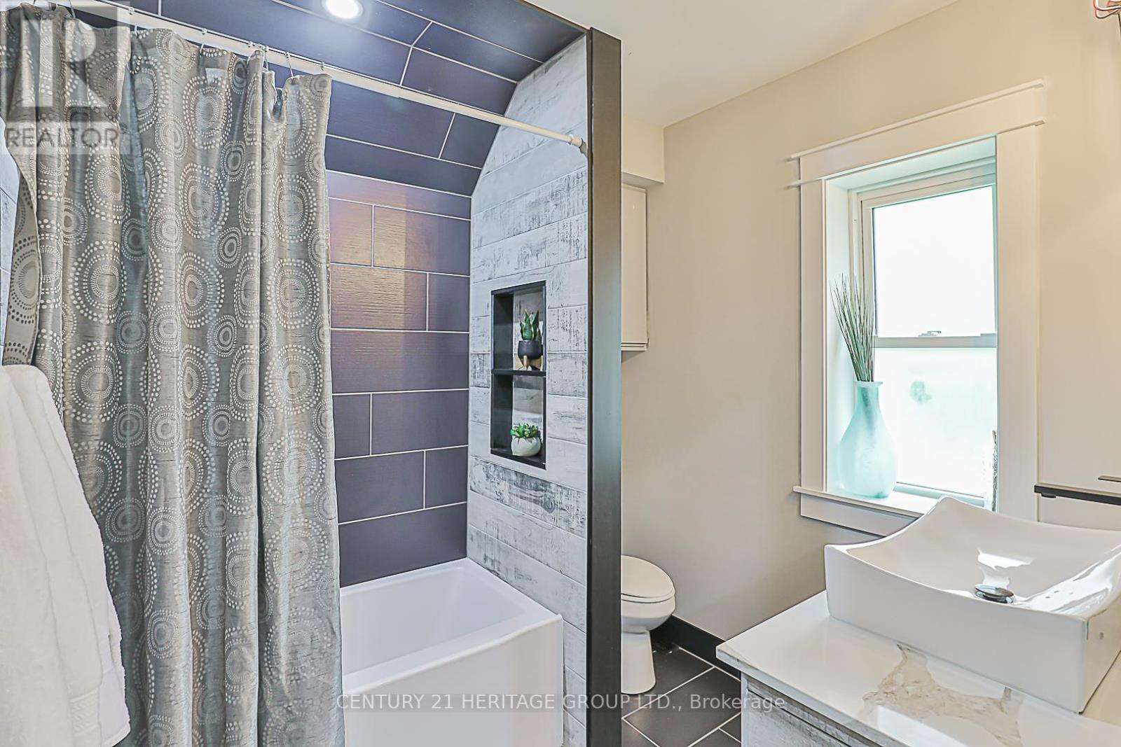 4533 Mount Albert Road, East Gwillimbury, Ontario  L0G 1M0 - Photo 23 - N12064088