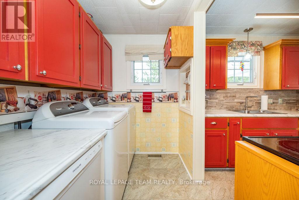 11462 Opeongo Road, Madawaska Valley, Ontario  K0J 1B0 - Photo 23 - X12064106
